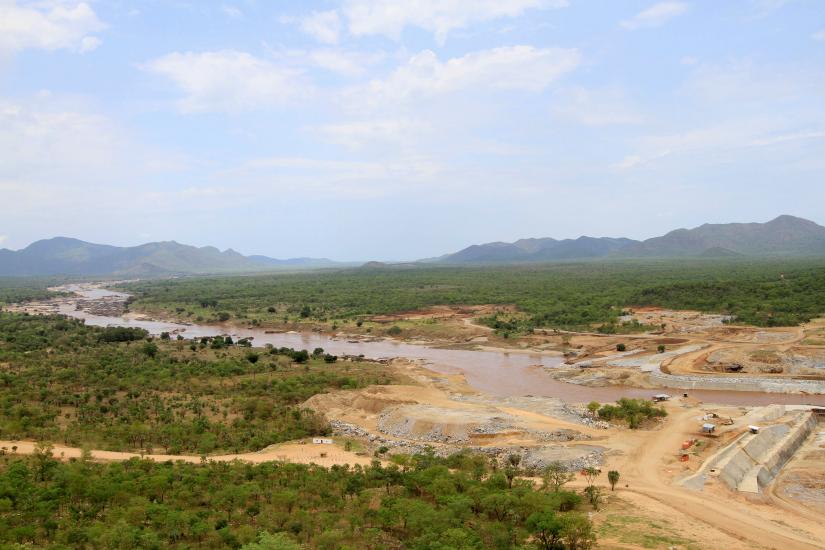 FILE PHOTO: The Blue Nile flows into Ethiopia`s Great Renaissance Dam in Guba Woreda, some 40 km (25 miles) from Ethiopia`s border with Sudan, June 28, 2013. Egypt fears the $4.7 billion dam, that the Horn of Africa nation is building on the Nile, will reduce a water supply vital for its 84 million people, who mostly live in the Nile valley and delta. Picture taken June 28, 2013. REUTERS