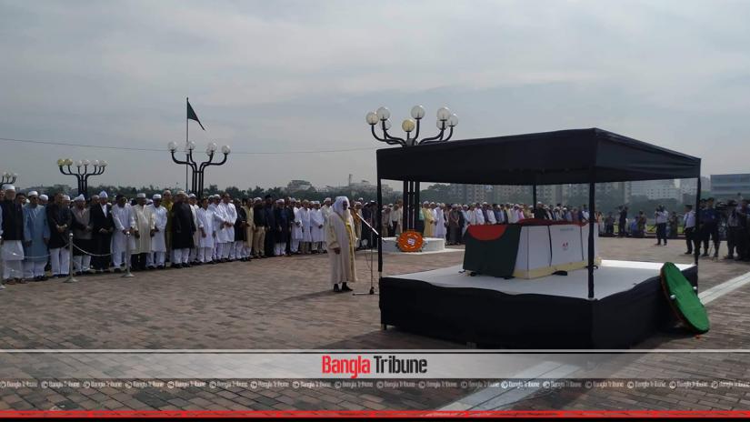 The second funeral prayer of former mayor of undivided Dhaka City Corporation and BNP vice-chairman Sadeque Hossain Khoka has been completed at the South Plaza of the National Parliament.l