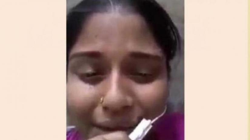 A screenshot from the video, on which migrant worker Sumi Akter appealed for help after being tortured by her employer in Saudi Arabia.