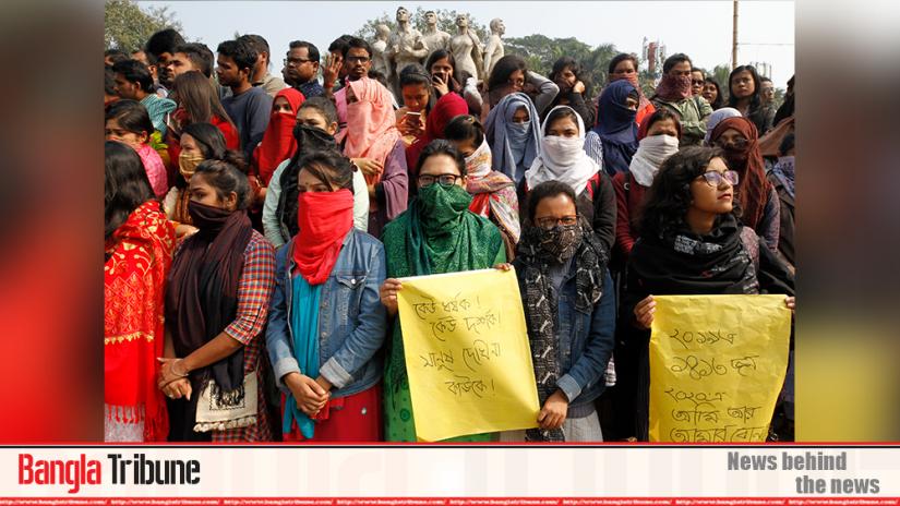 The rape of a second-year Dhaka University student sparked protests across Dhaka on Monday (Jan 6) with the demonstrators demanding capital punishment for the rapist. Photo/Sazzad Hossain