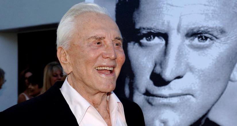 Actor Kirk Douglas arrives to receive an inaugural award for Excellence in film presented by the Santa Barbara International Film Festival at a black-tie gala fundraiser in his honor at the Bacara Resort & Spa in Santa Barbara, California, July 30, 2006. REUTERS