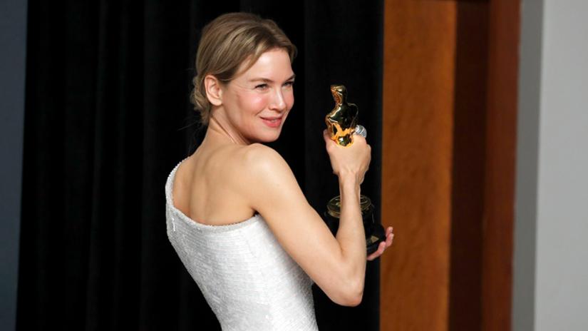 Renee Zellweger poses with her Oscar for Best Actress in `Judy` in the photo room during the 92nd Academy Awards in Hollywood, Los Angeles, California, US, Feb 9, 2020. REUTERS